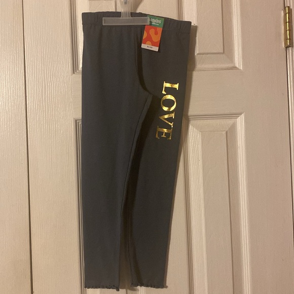 365 KIDS from Garanimals girls 2 piece sets and a bonus unicorn shirt; size: 6 - Picture 5 of 6